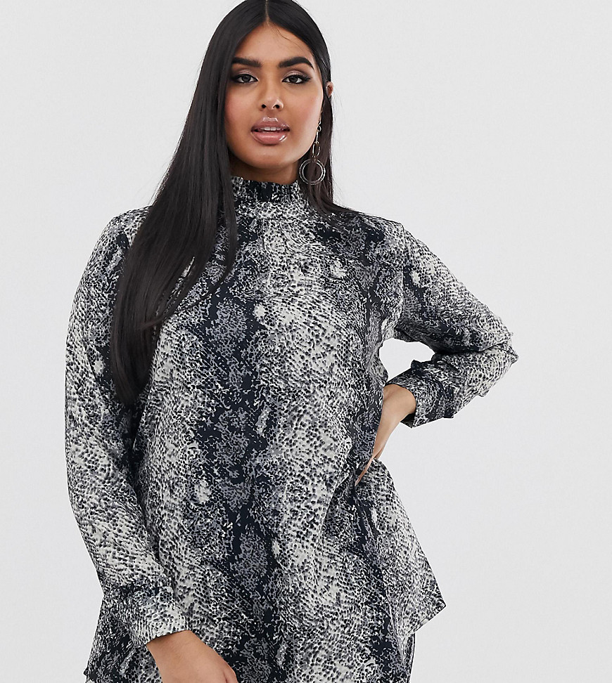 Verona Curve high neck long sleeved co-ord top in python print