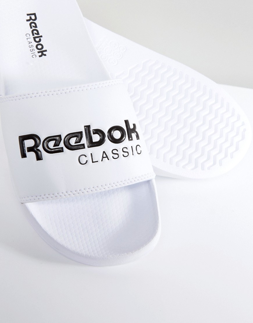 Reebok Classic Sliders In White BS7417