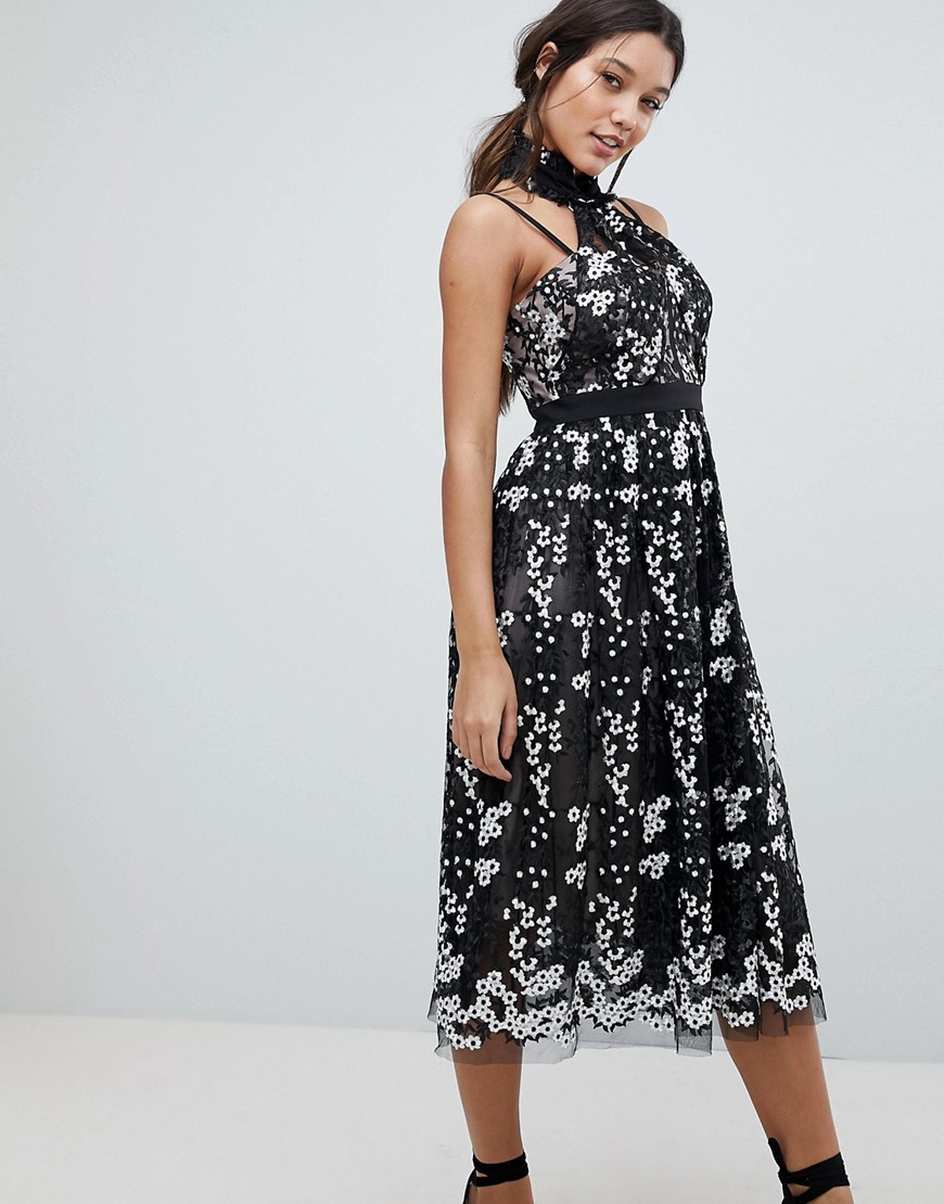 Forever New Floral Embroidered Lace Dress