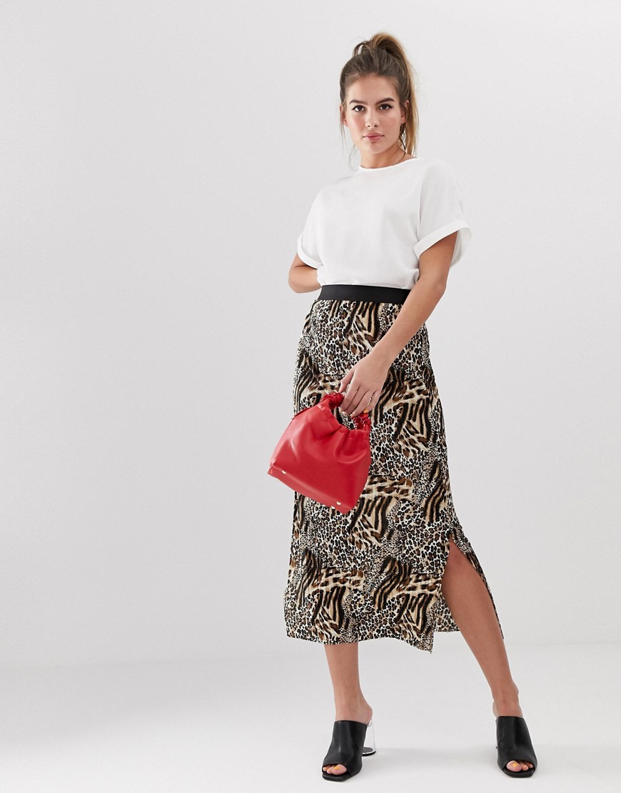 New Look midi skirt with plisse in leopard print