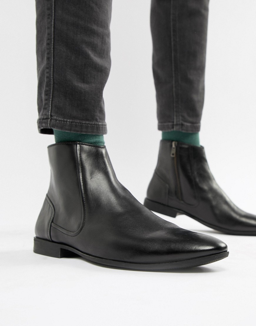 Pier One chelsea boots in black leather with zip