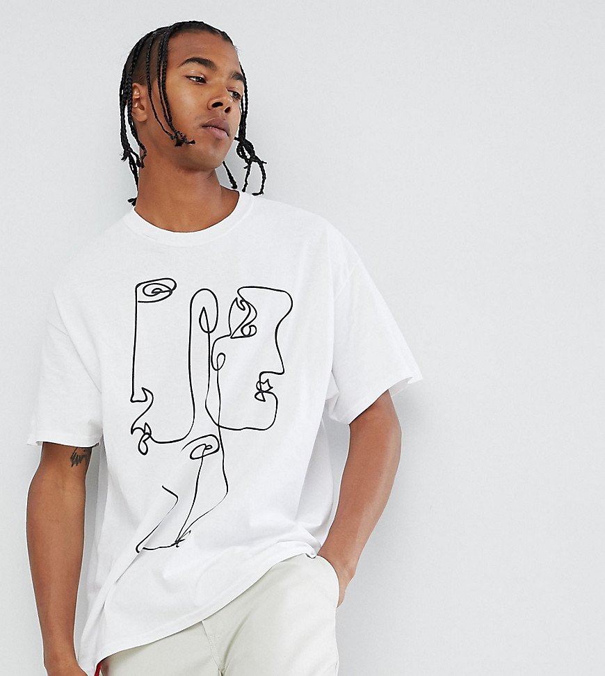 Reclaimed Vintage inspired oversized t-shirt with face print in white - White