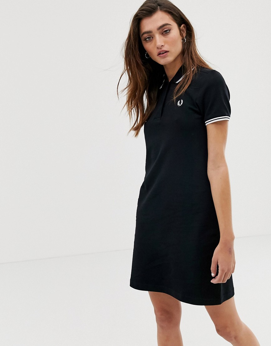 Fred Perry Twin Tipped Tee Dress In E97 Deep Carbon