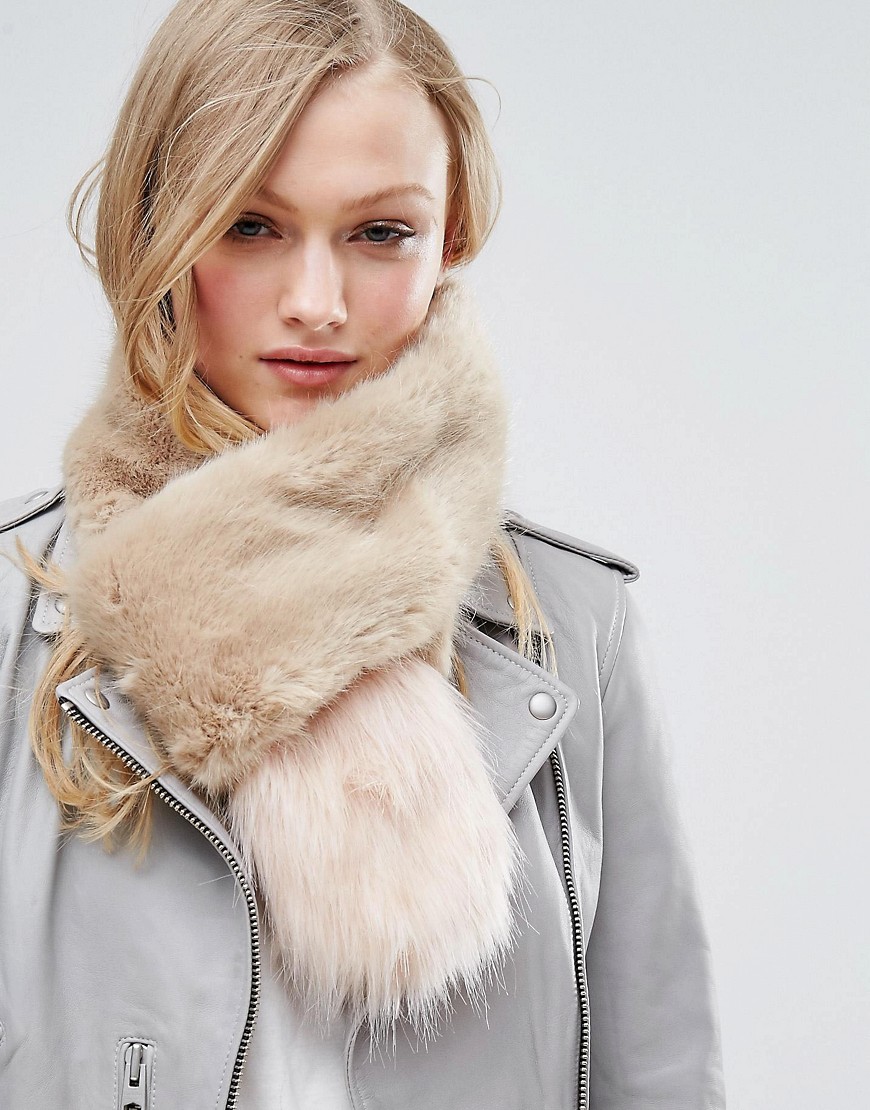 Bandits Premium Faux Fur Cross Through Scarf - Beige blush