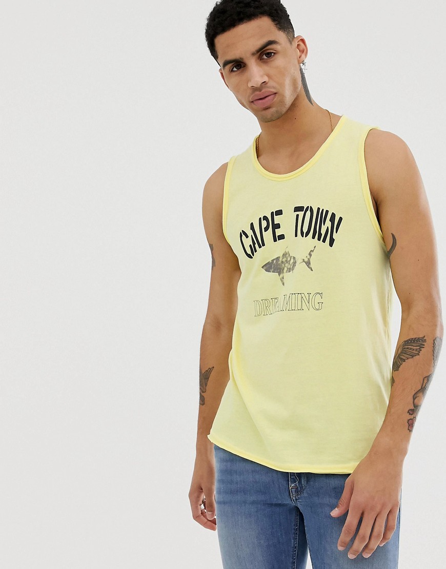 Solid vest with Cape Town print in yellow