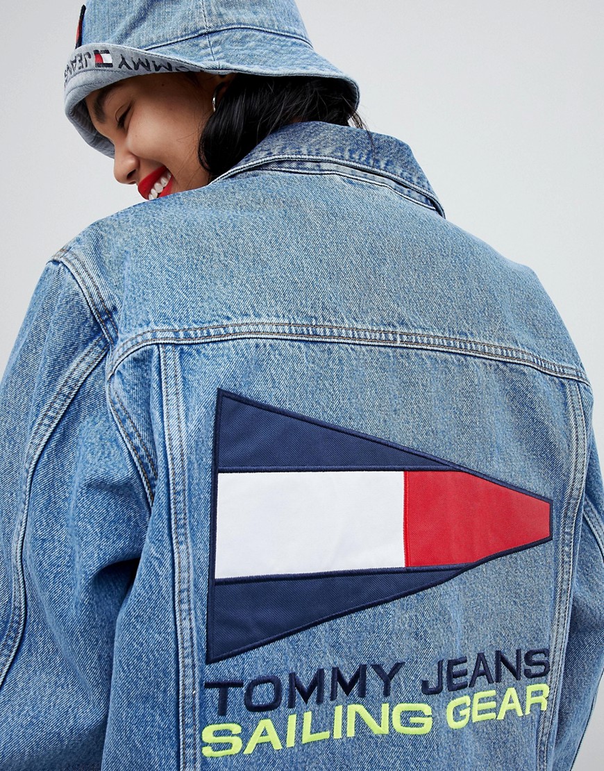 Tommy Jeans 90s Capsule 5.0 Denim Jacket With Back Sailing Logo - Mid blue denim