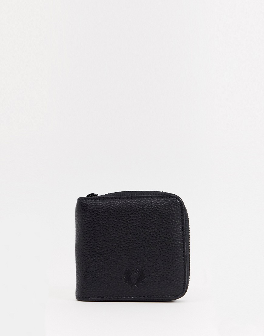 Fred Perry Tumbled pu zip around wallet in black
