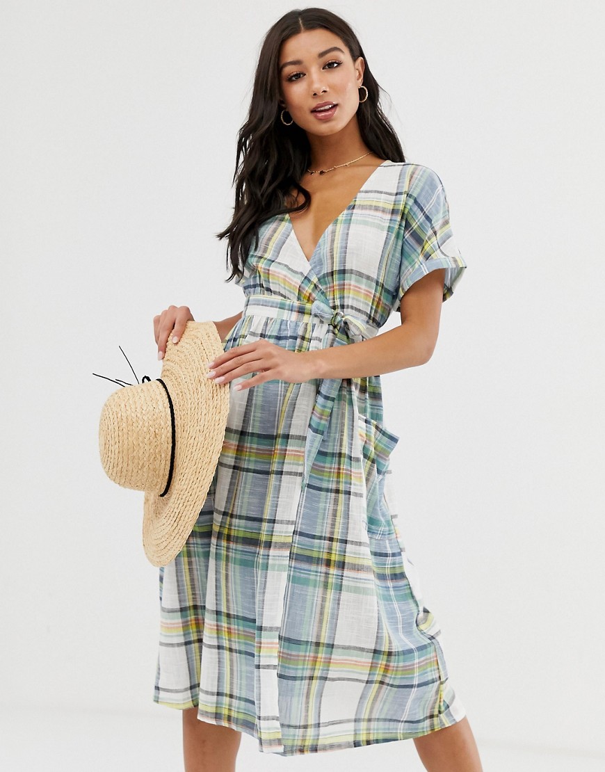 Influence wrap midi dress with tie waist in blue check