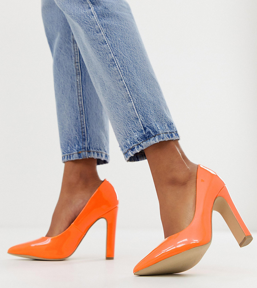 New Look wide fit pointed toe block heel shoes in orange