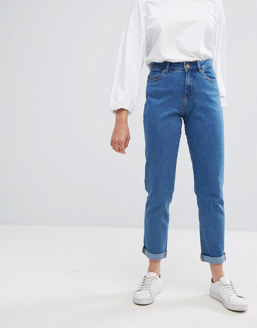 Noisy May High Rise Vintage Straight Fit Jean - Light wash blue