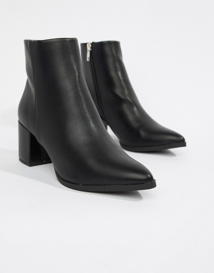 New Look Pointed Block Heel Boot - Black