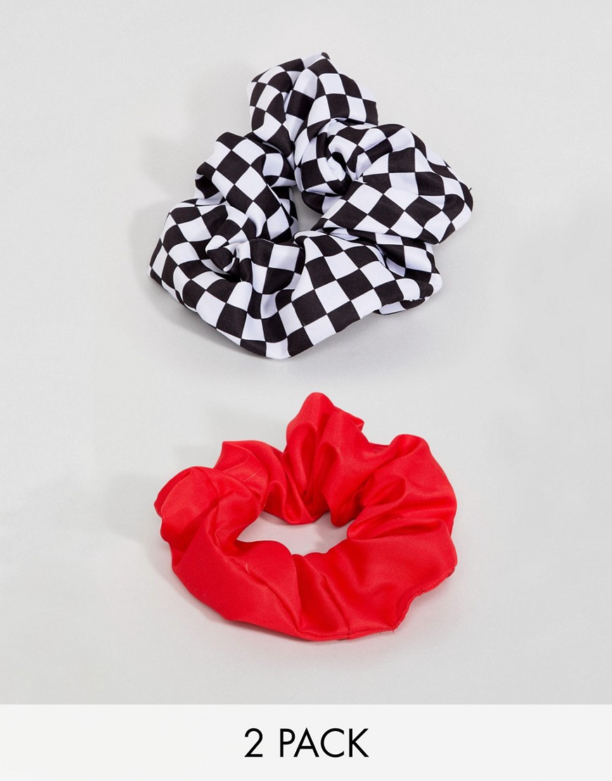 Monki 2 Pack Scrunchies - Red and check