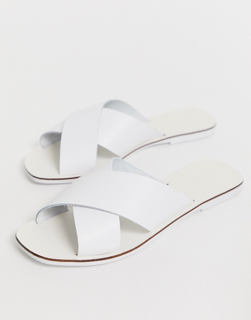 Pieces leather crossover sandal