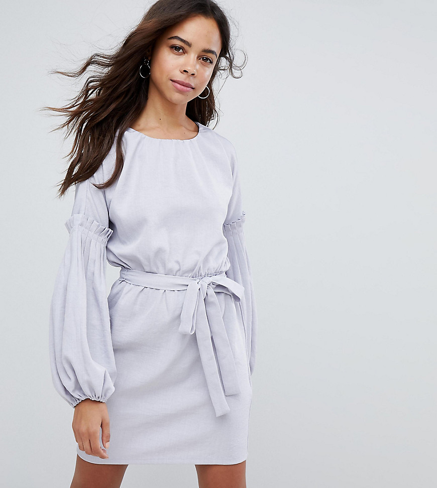 Lost Ink Petite Tie Waist Dress With Extreme Sleeve - Light grey