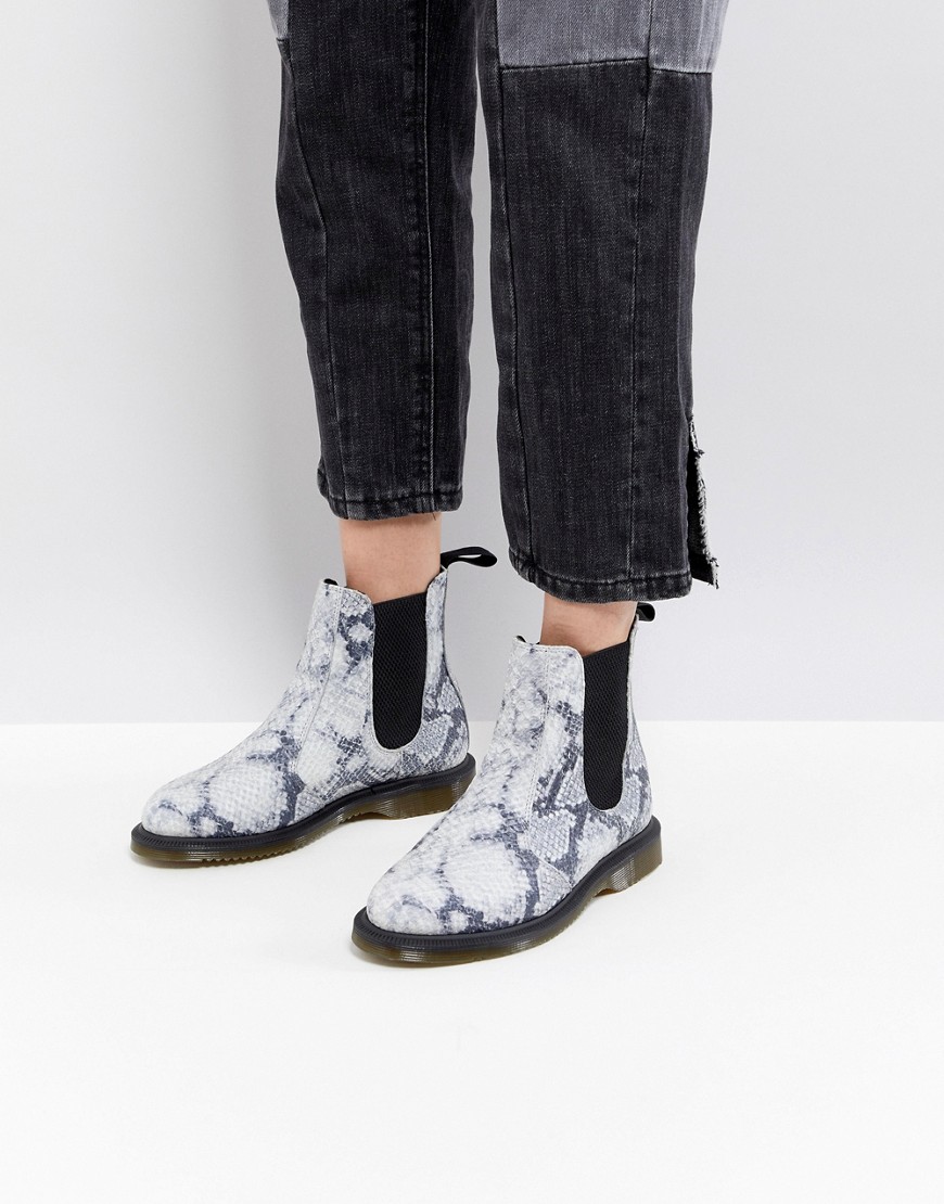 Dr Martens Kensington Chelsea Boots in Faux Snake Print - Light grey asciano