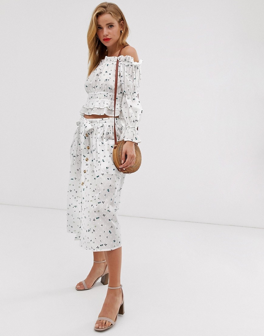 Boohoo exclusive midi skirt with floral embroidery in white