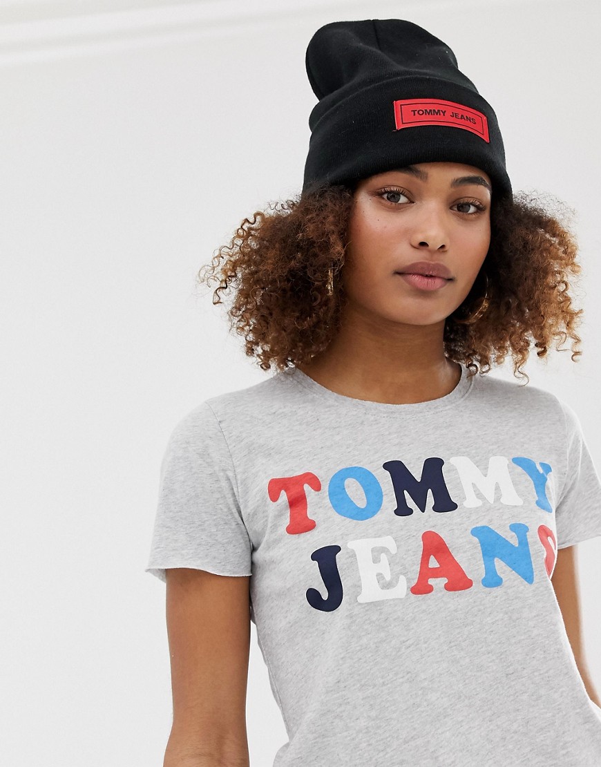 Tommy Jeans beanie with logo tab