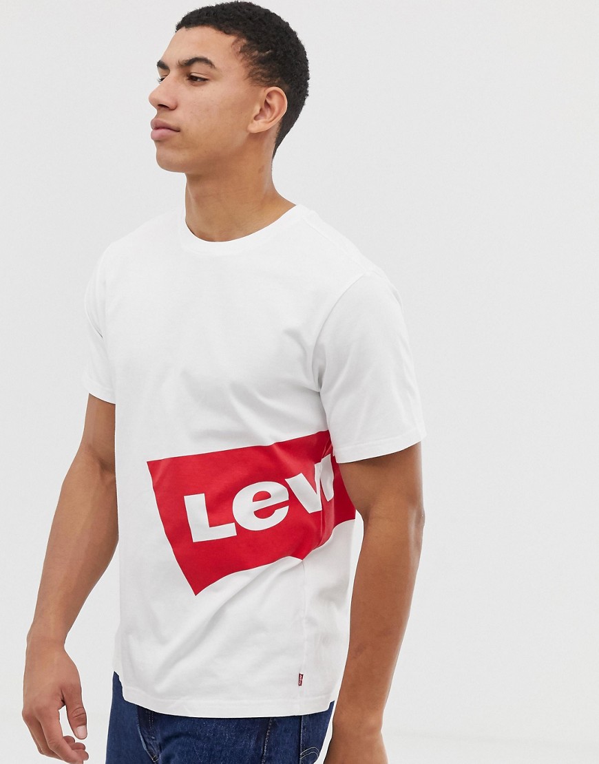 Levi's oversized side batwing logo t-shirt in white