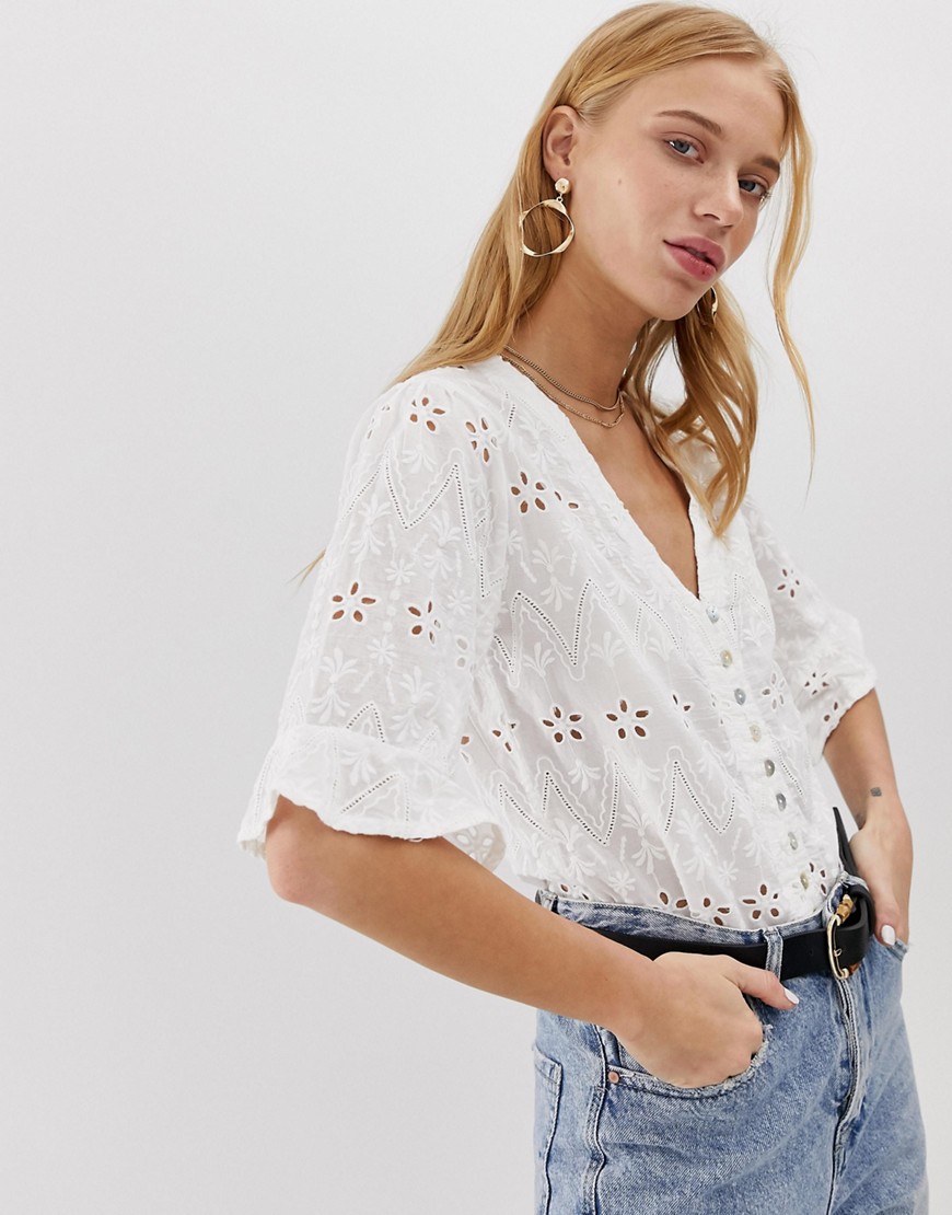 Pieces v neck broderie top