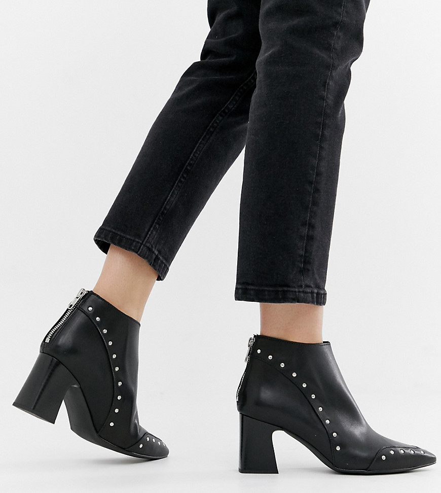 Depp wide fit leather pointed heel ankle boots