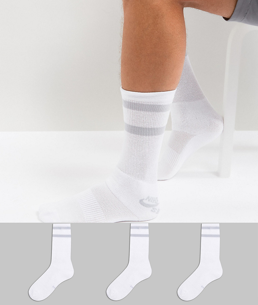 Nike SB 3 pack crew socks in white sx5760-100