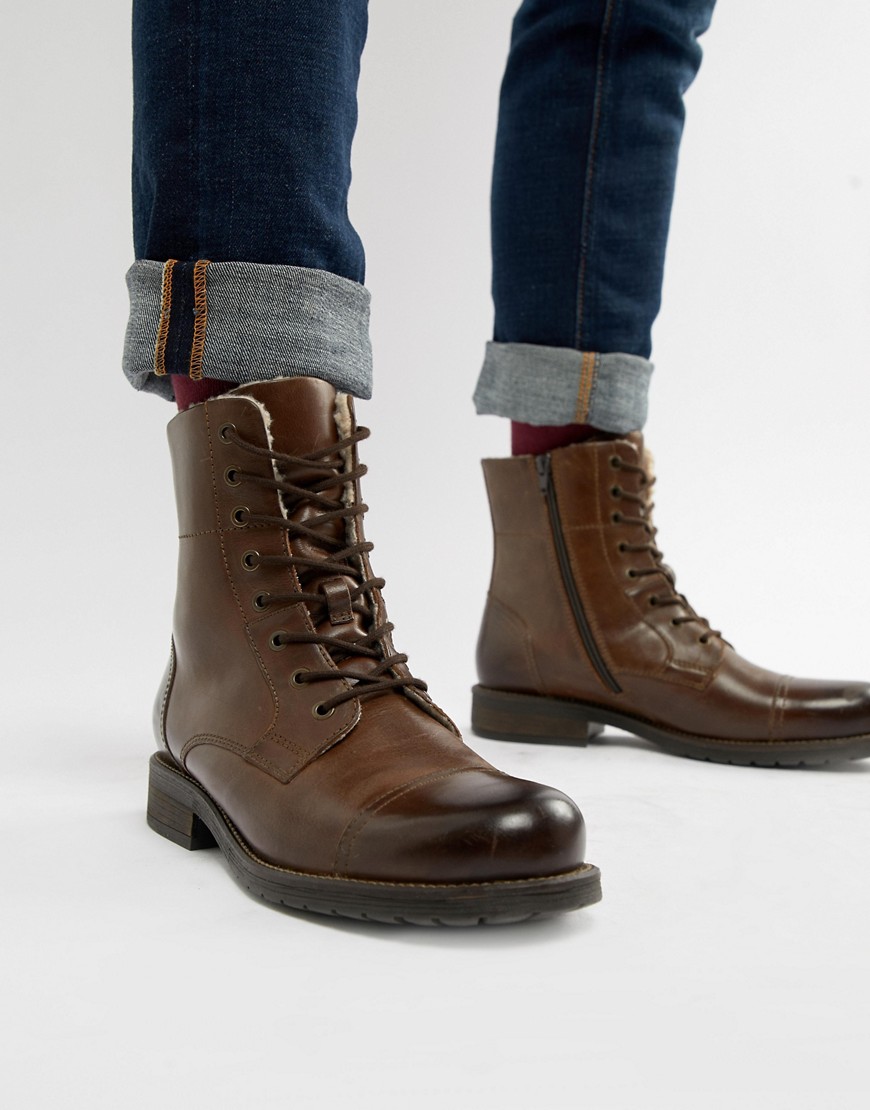 Pier One fleece lined toe cap lace up boots in brown