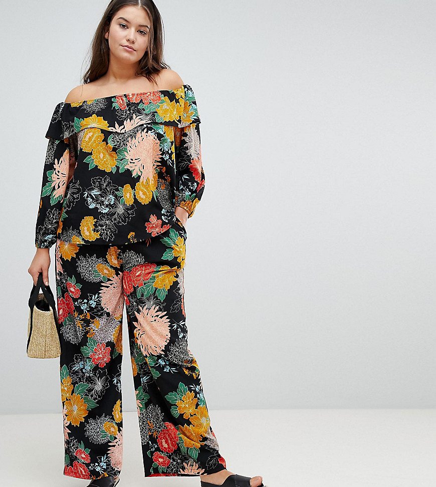 Glamorous Curve Relaxed Trousers In Bold Floral