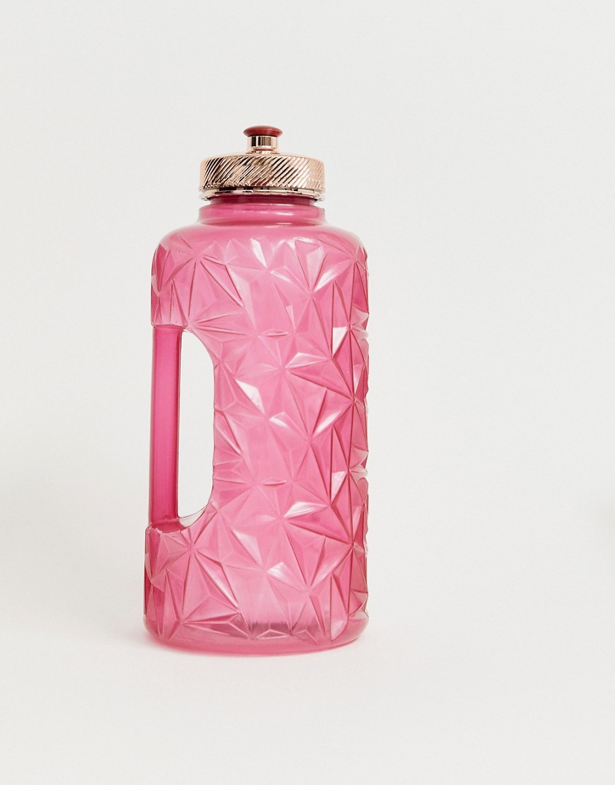 Typo faceted 1.8L water bottle in red