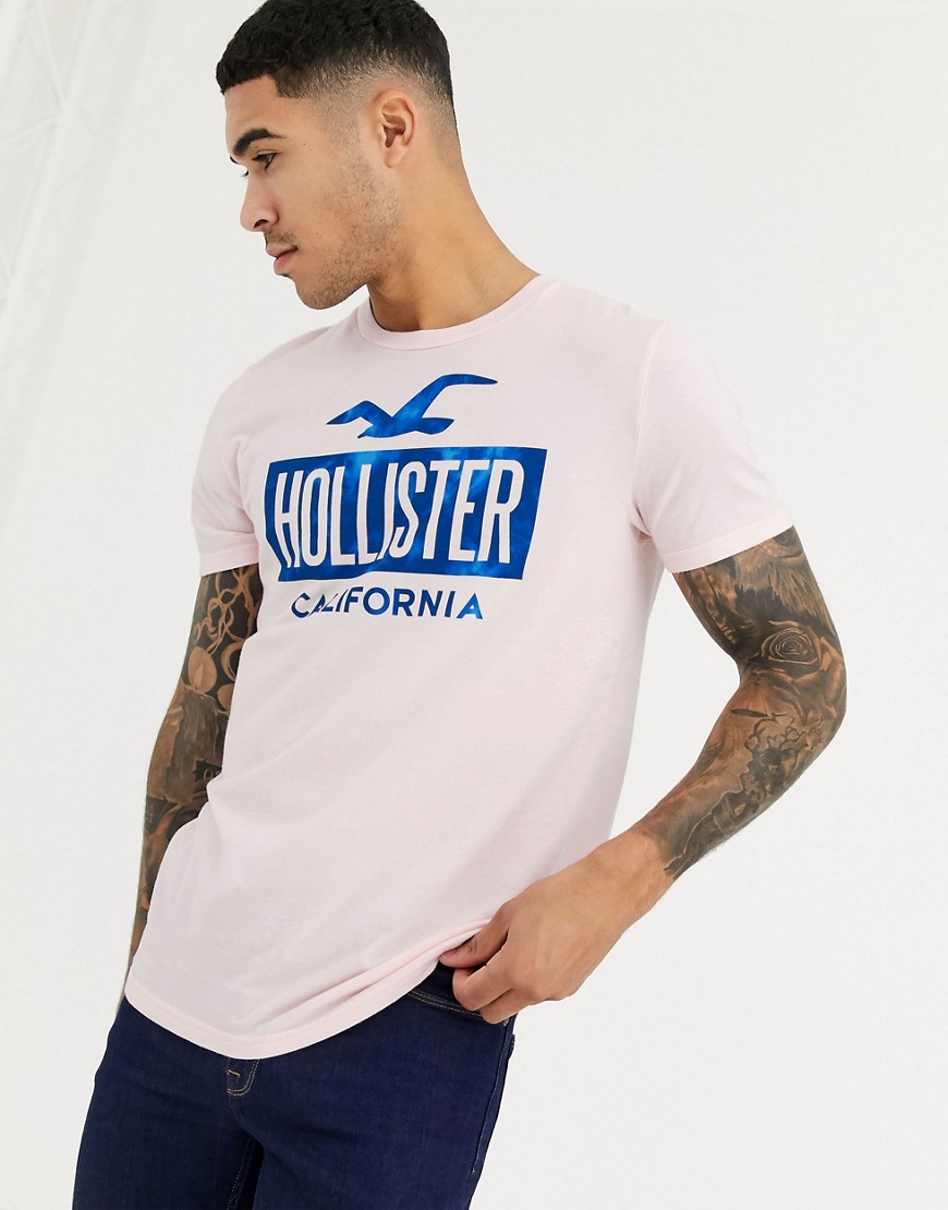 Hollister iconic print logo t-shirt in pink