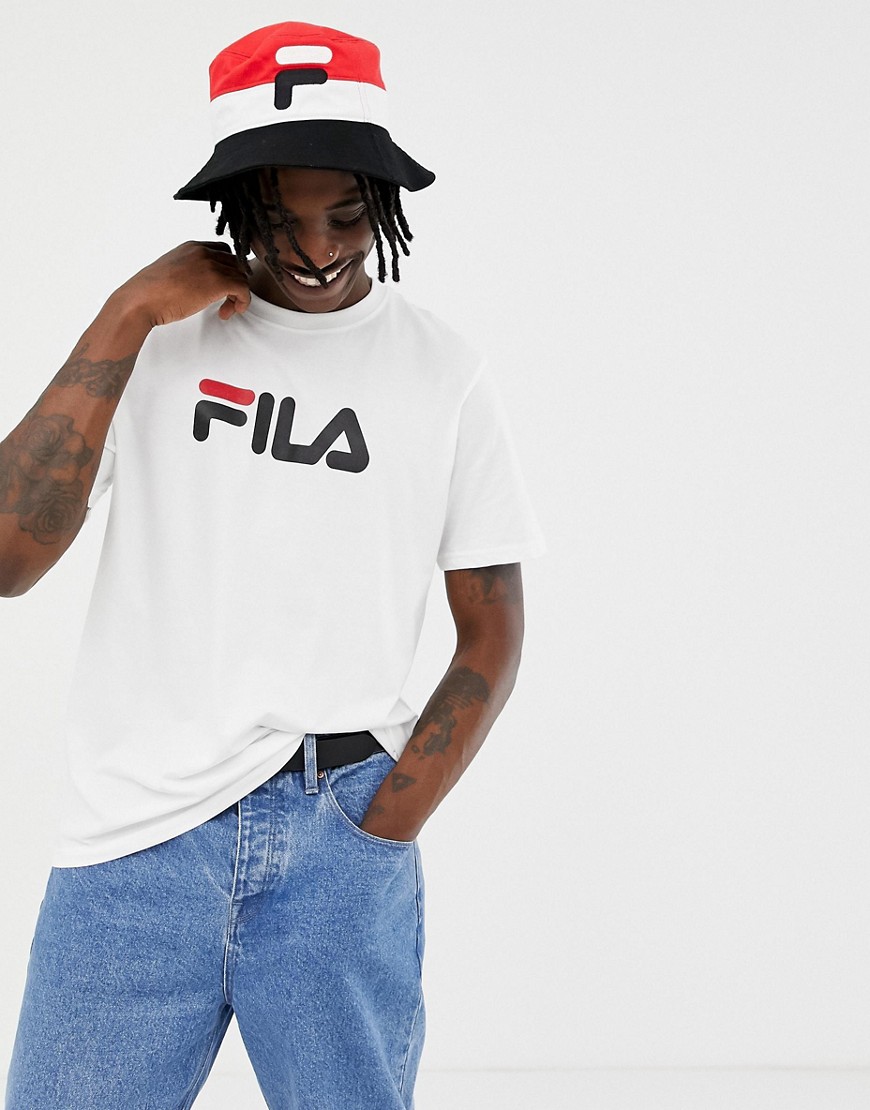 Fila Black Line T-shirt With Large Logo In White
