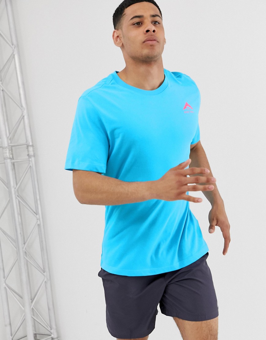 Nike Running trail logo t-shirt in blue