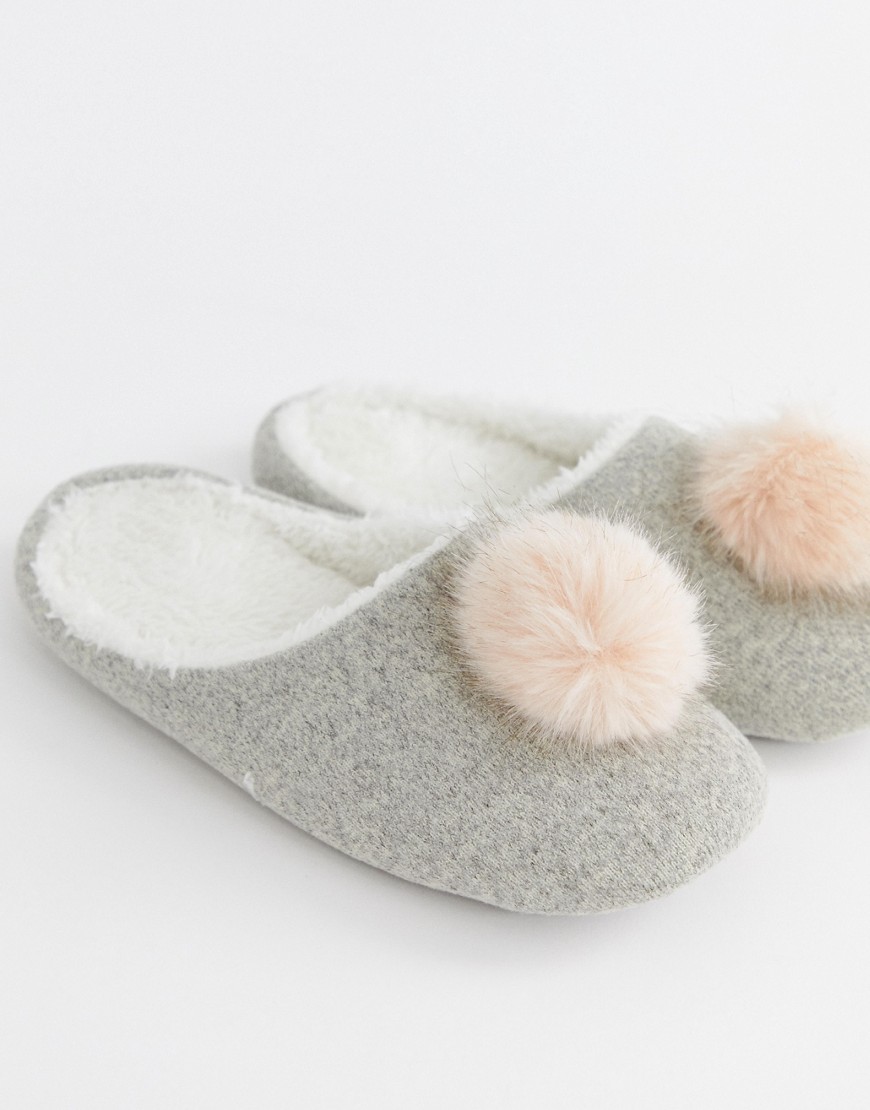 Women'secret fluffy pom pom slippers in grey