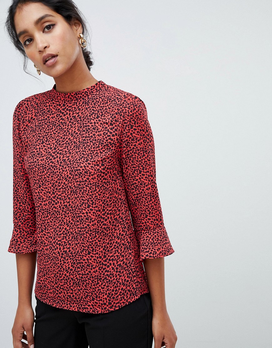 Oasis blouse with flute sleeves in red leopard print
