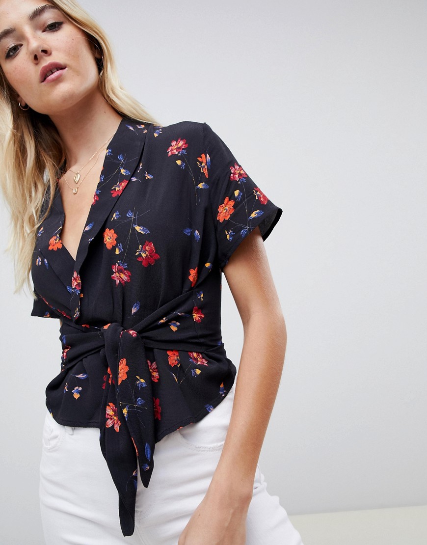 Nobody's Child tie front blouse in floral - Black floral