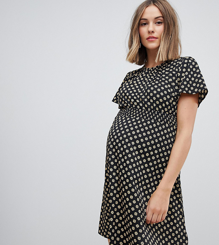 New Look Maternity dress with shirred waist in black pattern - Black pattern