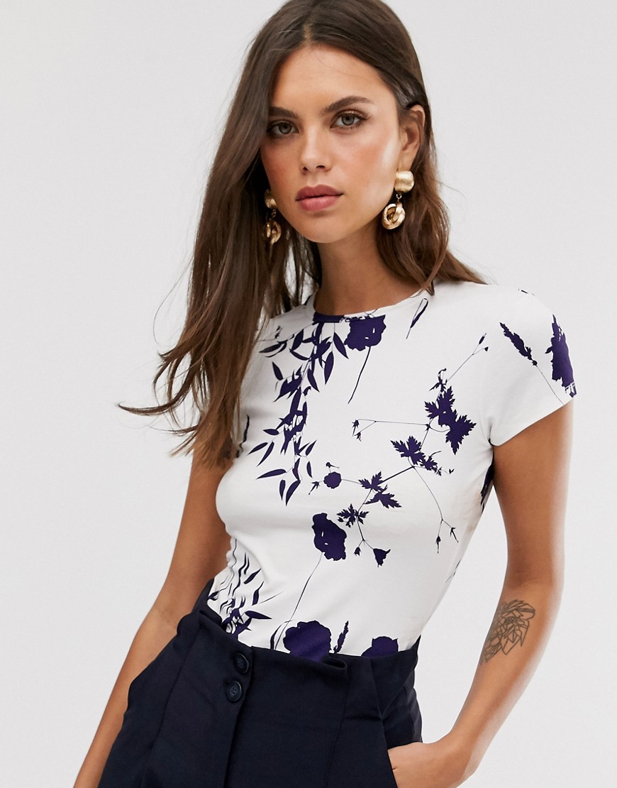 Ted Baker fitted t-shirt in bluebell print