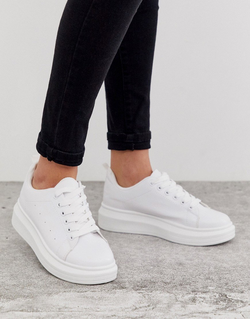 Truffle Collection trainers in white