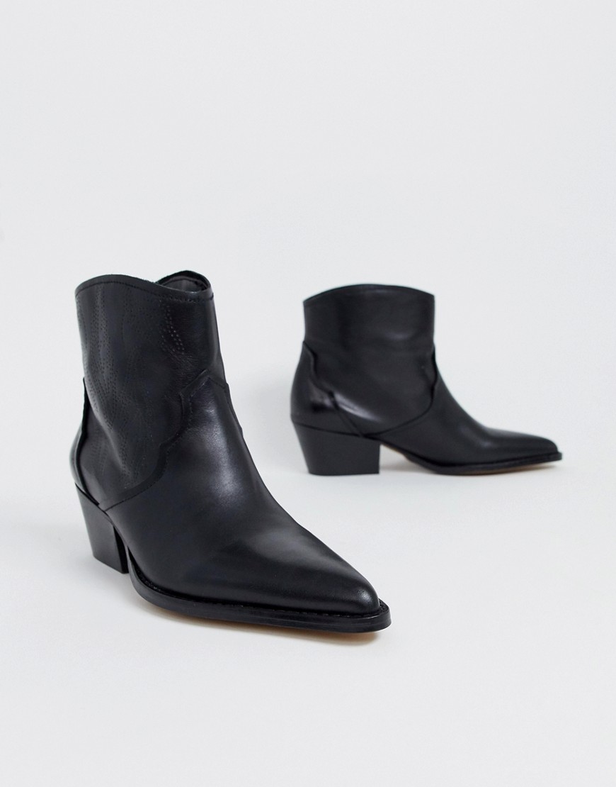 DEPP western boot in black leather