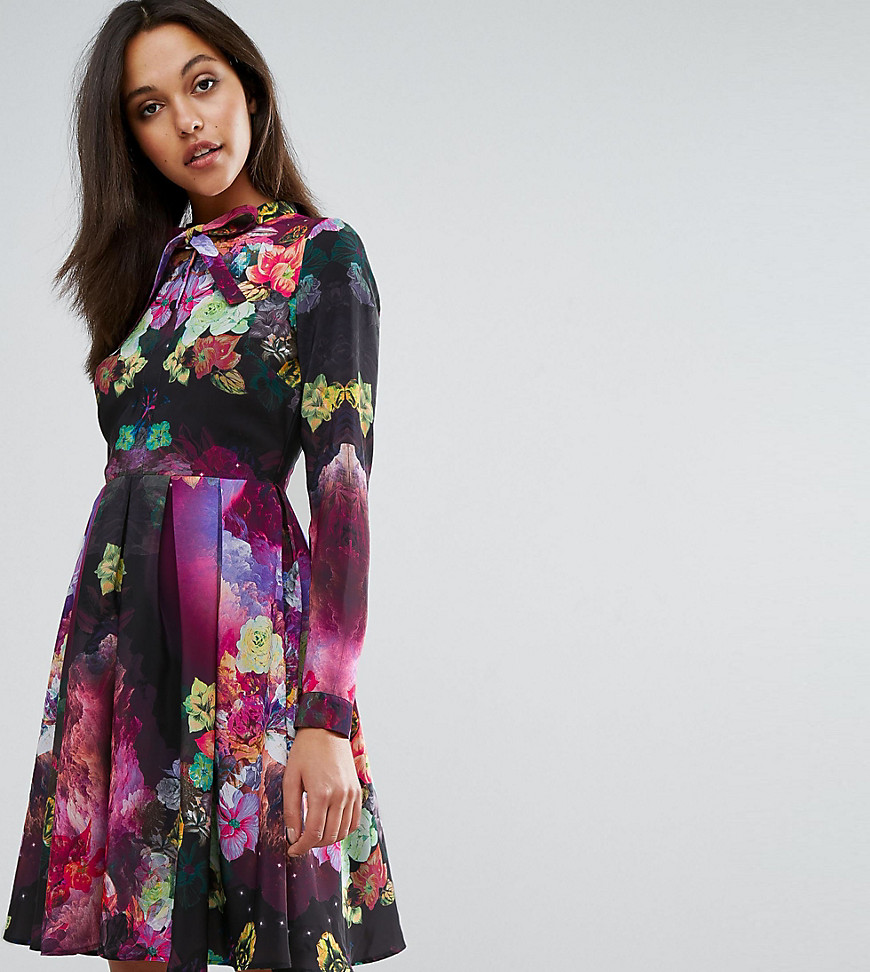Skeena S Chiffon Tea Dress in Floral with Pussy Bow - Multi