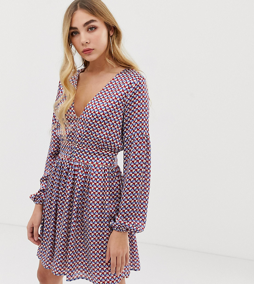 Missguided  long sleeve frill dress in geo print
