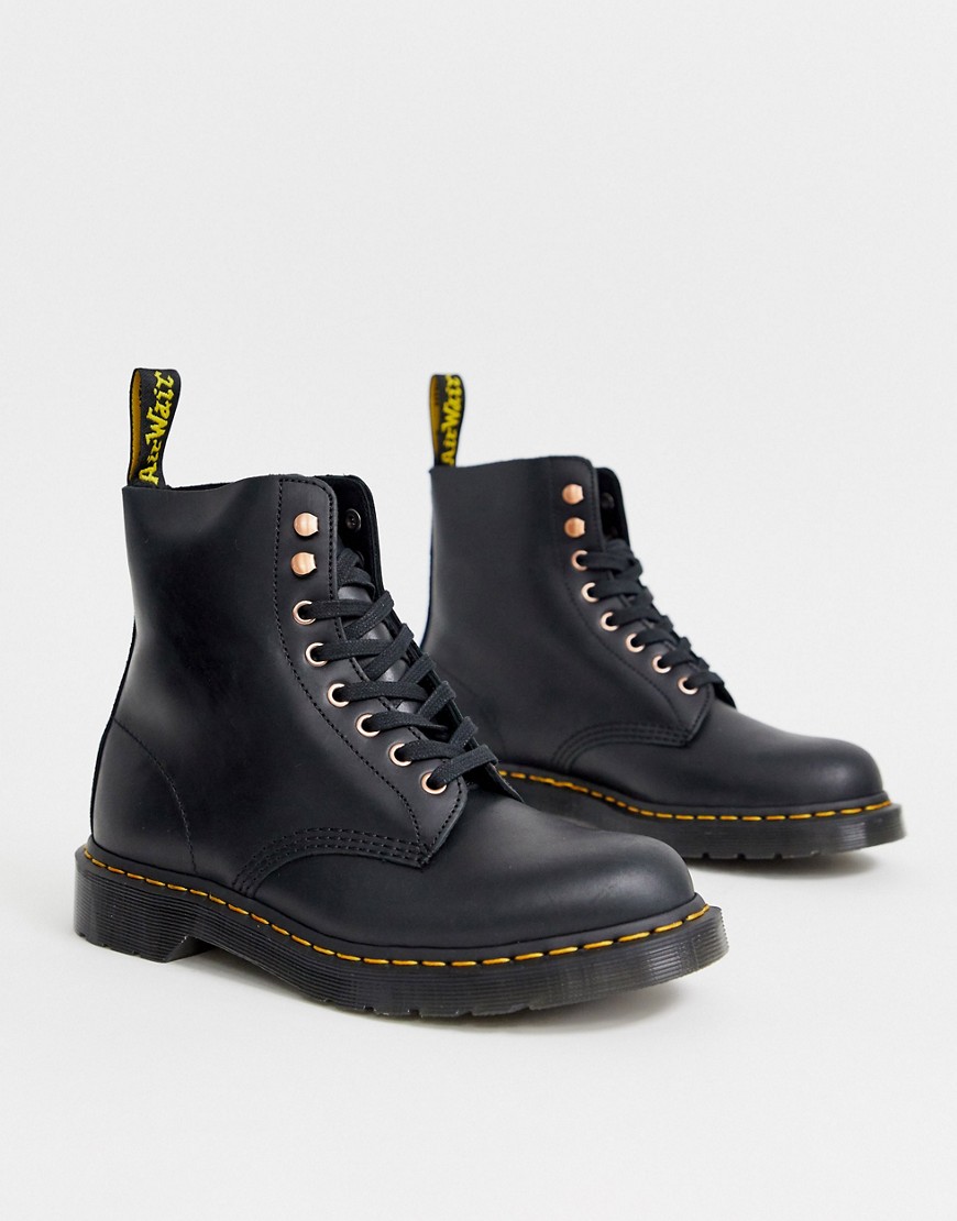 Dr Martens 1460 Pascal 8 eye boot in black