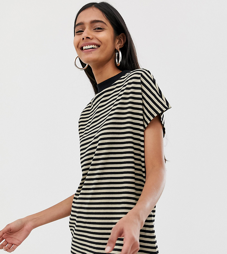 Weekday prime t-shirt in black and beige stripes