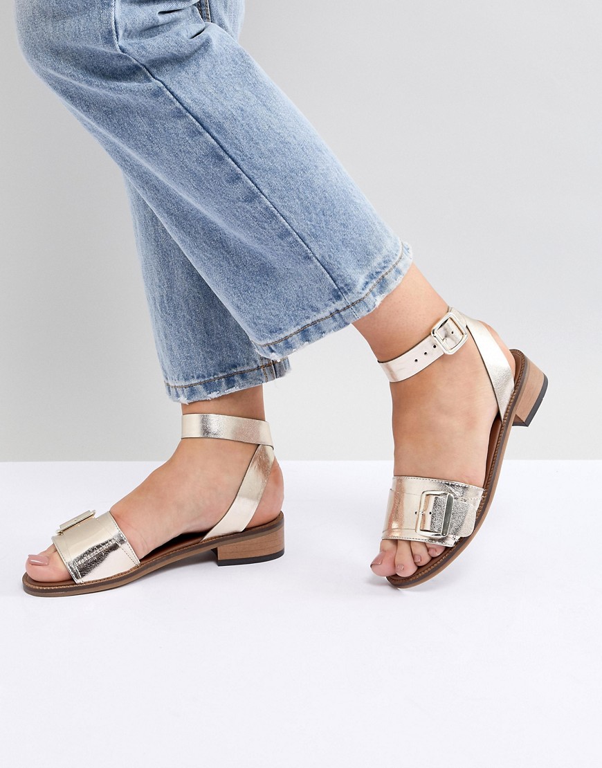 H By Hudson Leather Flat Sandals-gold
