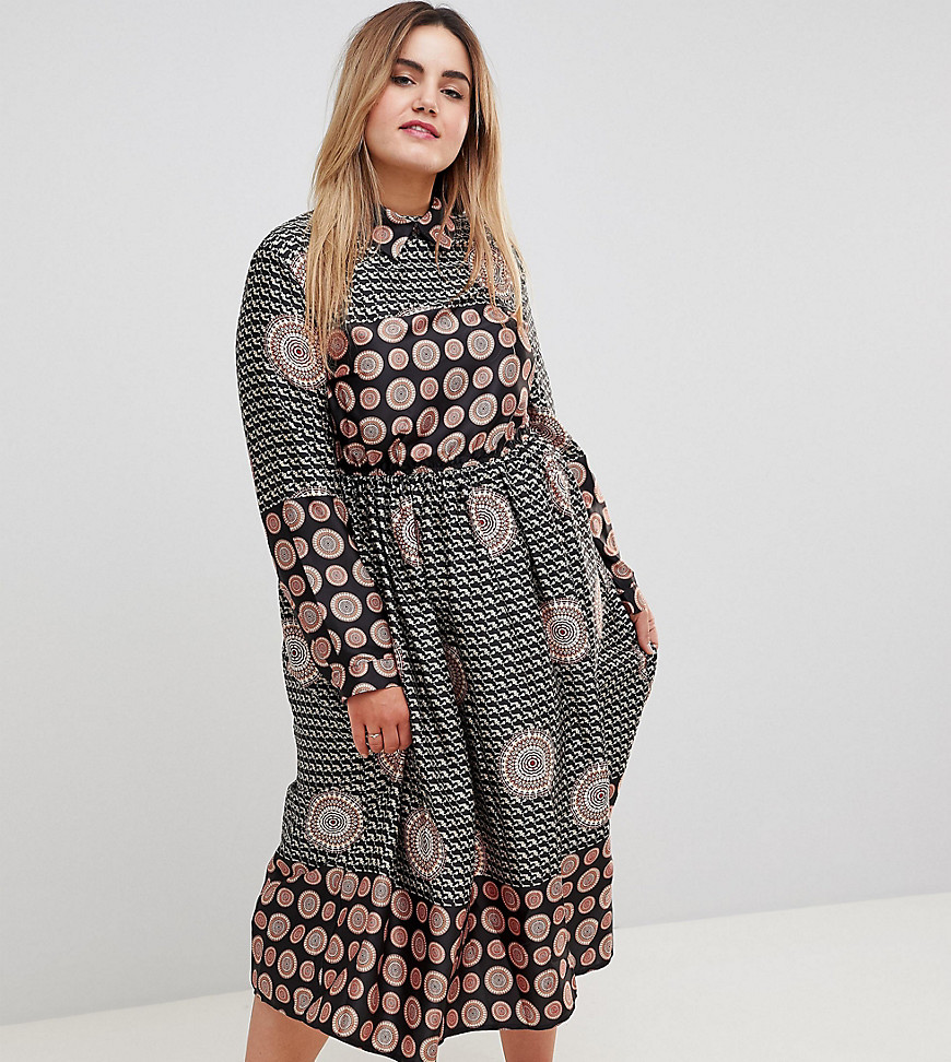 Uttam Boutique Plus Long Sleeve Belted Printed Maxi Dress
