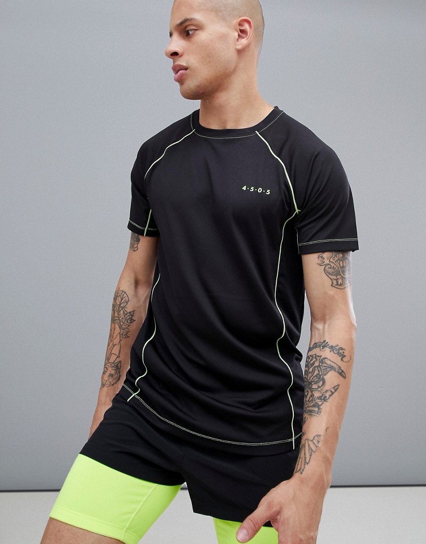 ASOS 4505 training t-shirt with breathable mesh panels and quick dry in black - Black