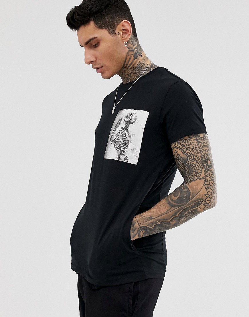 Religion t-shirt with praying skeleton patch print