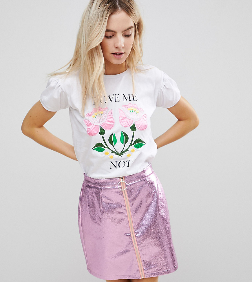 Chorus Petite T-shirt with Sateen Floral Print - White/pink