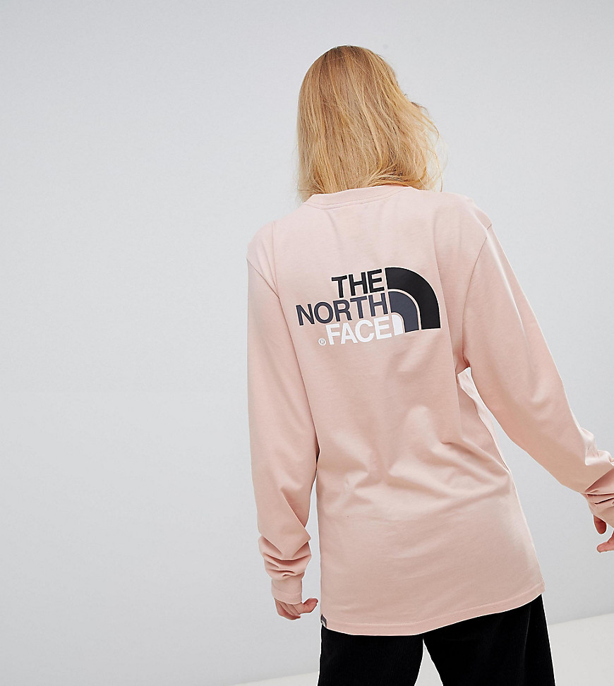 The North Face Exclusive to ASOS Long Sleeve Easy T-Shirt in Pink - Misty rose