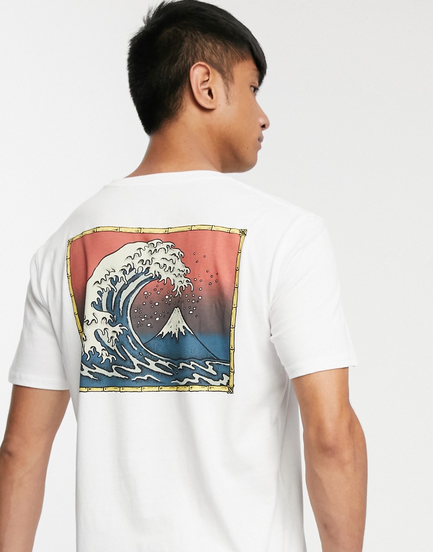 Quiksilver The Original Mountain & Wave t-shirt in white