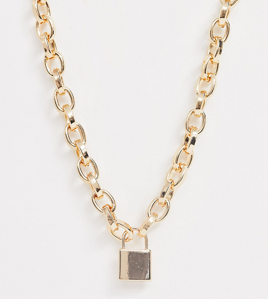 Glamorous Exclusive Gold Padlock With Chunky Chain